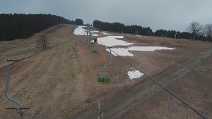Snow park Paprsek - Lanovka - pohled nahoru - 9.4.2026 v 06:00
