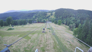Snow park Paprsek - Lanovka - pohled dolů - 1.7.2025 v 05:01
