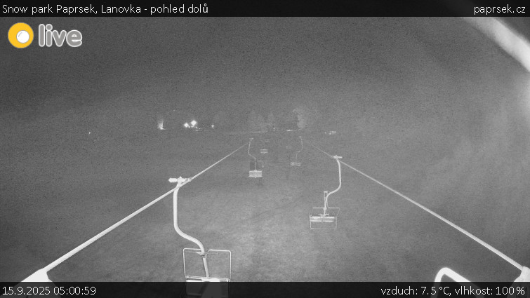 Snow park Paprsek - Lanovka - pohled dolů - 15.9.2025 v 05:00 Snow park Paprsek - Lanovka - pohled dolů - 15.9.2025 v 05:00