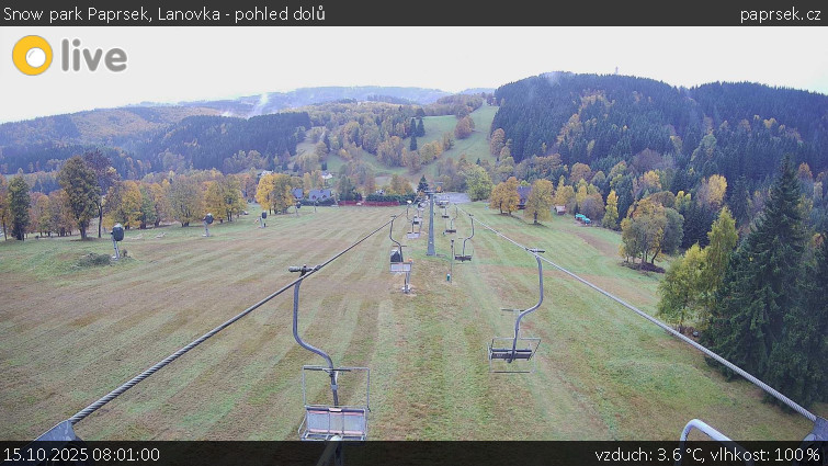 Snow park Paprsek - Lanovka - pohled dolů - 15.10.2025 v 08:01 Snow park Paprsek - Lanovka - pohled dolů - 15.10.2025 v 08:01