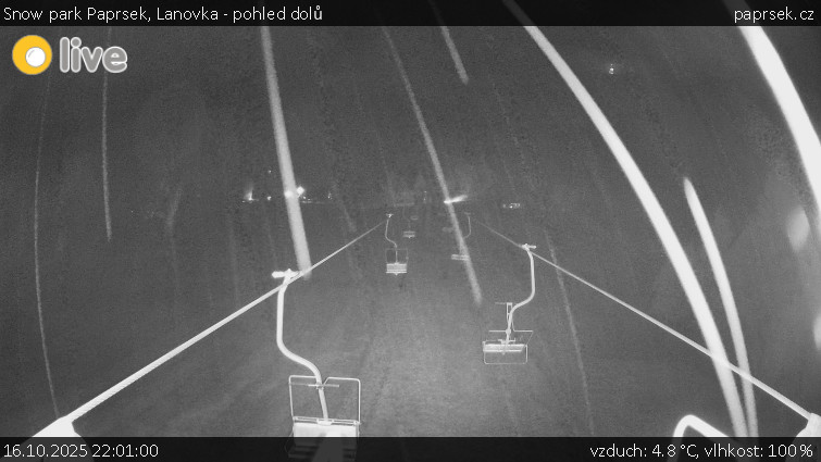 Snow park Paprsek - Lanovka - pohled dolů - 16.10.2025 v 22:01 Snow park Paprsek - Lanovka - pohled dolů - 16.10.2025 v 22:01