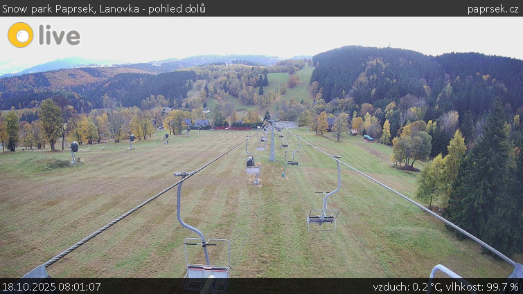 Snow park Paprsek - Lanovka - pohled dolů - 18.10.2025 v 08:01 Snow park Paprsek - Lanovka - pohled dolů - 18.10.2025 v 08:01