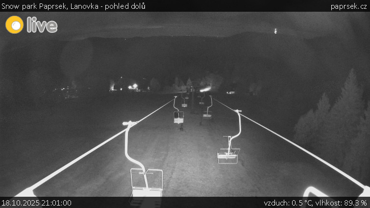 Snow park Paprsek - Lanovka - pohled dolů - 18.10.2025 v 21:01 Snow park Paprsek - Lanovka - pohled dolů - 18.10.2025 v 21:01