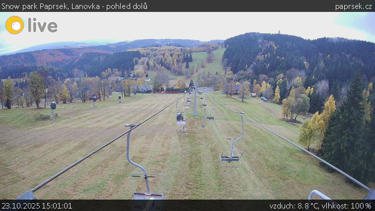 Snow park Paprsek - Lanovka - pohled dolů - 23.10.2025 v 15:01 Snow park Paprsek - Lanovka - pohled dolů - 23.10.2025 v 15:01