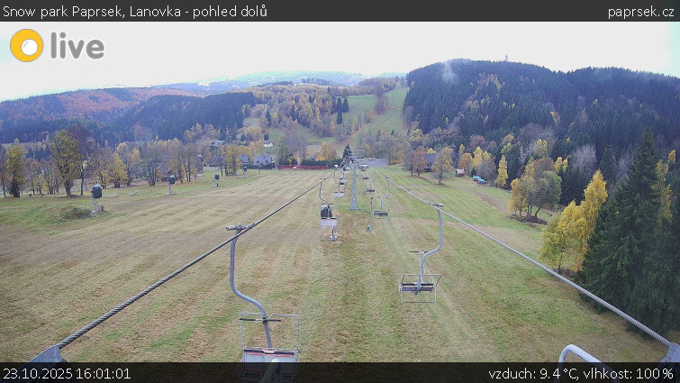 Snow park Paprsek - Lanovka - pohled dolů - 23.10.2025 v 16:01 Snow park Paprsek - Lanovka - pohled dolů - 23.10.2025 v 16:01