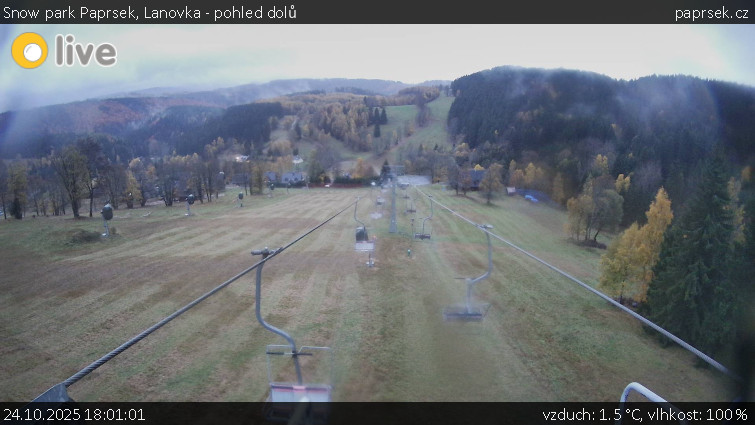 Snow park Paprsek - Lanovka - pohled dolů - 24.10.2025 v 18:01 Snow park Paprsek - Lanovka - pohled dolů - 24.10.2025 v 18:01