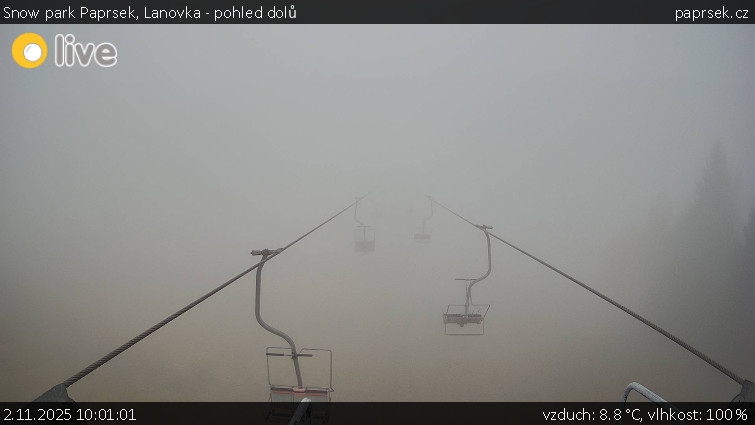 Snow park Paprsek - Lanovka - pohled dolů - 2.11.2025 v 10:01 Snow park Paprsek - Lanovka - pohled dolů - 2.11.2025 v 10:01