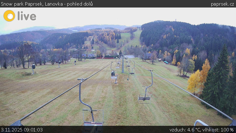 Snow park Paprsek - Lanovka - pohled dolů - 3.11.2025 v 09:01