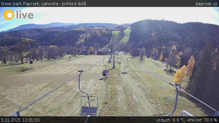 Snow park Paprsek - Lanovka - pohled dolů - 5.11.2025 v 13:01