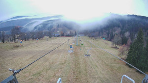 Snow park Paprsek - Lanovka - pohled dolů - 15.11.2025 v 16:01 Snow park Paprsek - Lanovka - pohled dolů - 15.11.2025 v 16:01