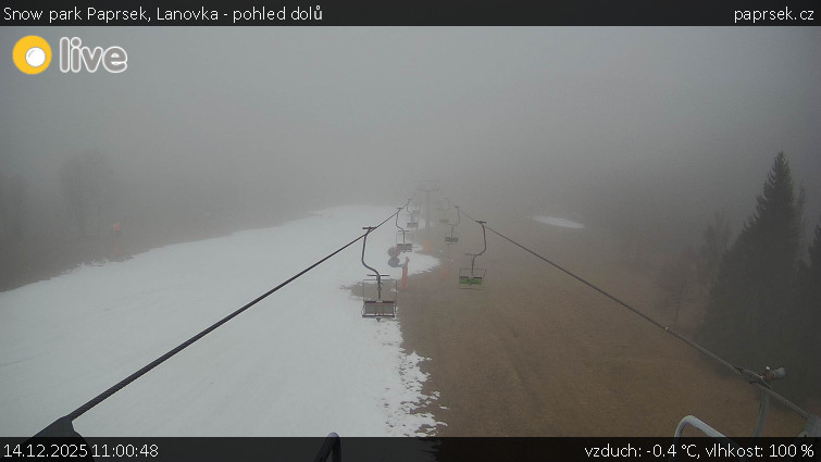 Snow park Paprsek - Lanovka - pohled dolů - 14.12.2025 v 11:00