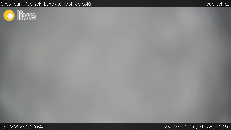 Snow park Paprsek - Lanovka - pohled dolů - 16.12.2025 v 12:00
