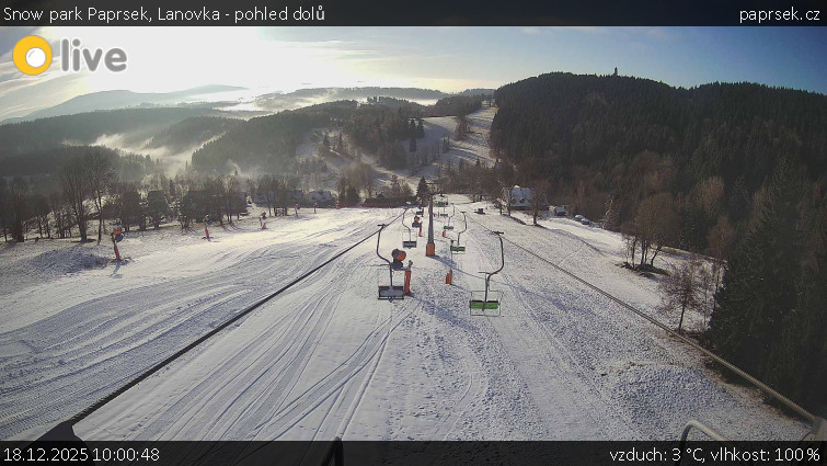 Snow park Paprsek - Lanovka - pohled dolů - 18.12.2025 v 10:00
