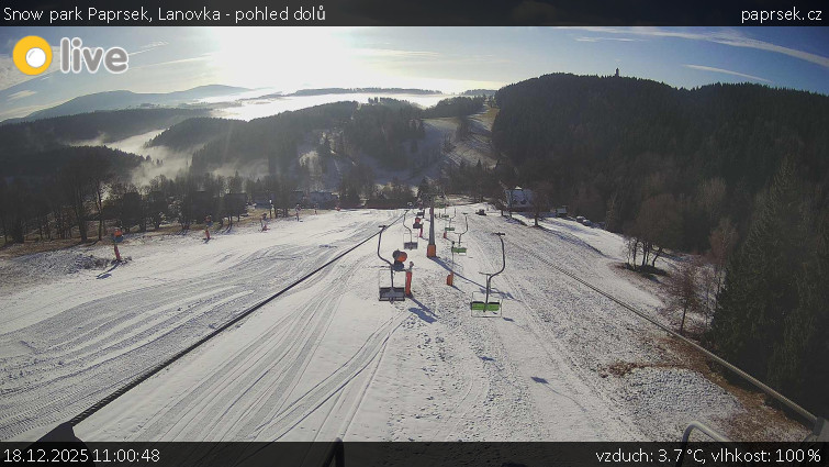 Snow park Paprsek - Lanovka - pohled dolů - 18.12.2025 v 11:00