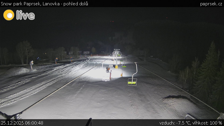 Snow park Paprsek - Lanovka - pohled dolů - 25.12.2025 v 06:00