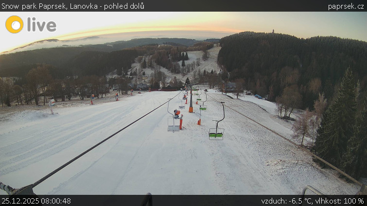 Snow park Paprsek - Lanovka - pohled dolů - 25.12.2025 v 08:00