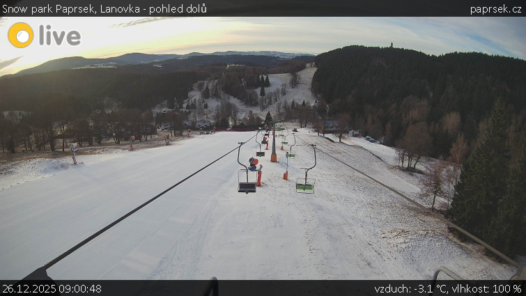 Snow park Paprsek - Lanovka - pohled dolů - 26.12.2025 v 09:00