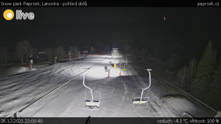 Snow park Paprsek - Lanovka - pohled dolů - 26.12.2025 v 22:00