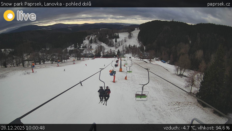 Snow park Paprsek - Lanovka - pohled dolů - 28.12.2025 v 10:00