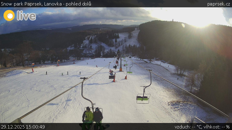 Snow park Paprsek - Lanovka - pohled dolů - 29.12.2025 v 15:00
