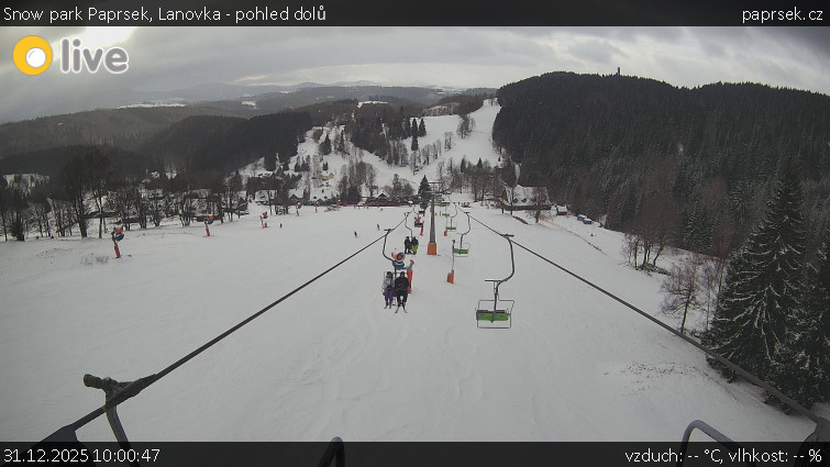 Snow park Paprsek - Lanovka - pohled dolů - 31.12.2025 v 10:00