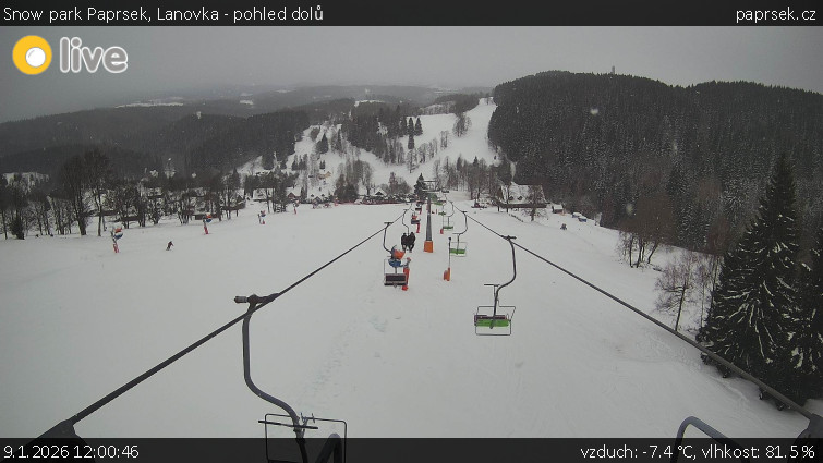 Snow park Paprsek - Lanovka - pohled dolů - 9.1.2026 v 12:00