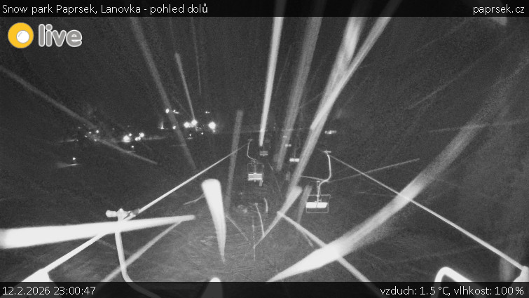 Snow park Paprsek - Lanovka - pohled dolů - 12.2.2026 v 23:00