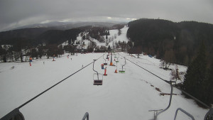 Snow park Paprsek - Lanovka - pohled dolů - 24.2.2026 v 13:00