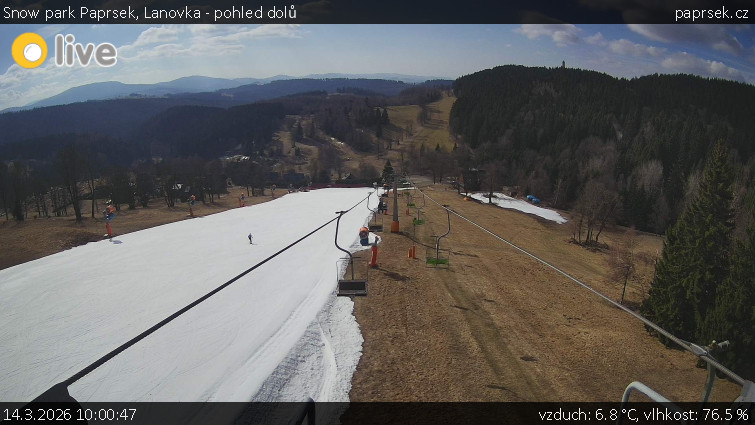 Snow park Paprsek - Lanovka - pohled dolů - 14.3.2026 v 10:00