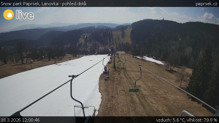 Snow park Paprsek - Lanovka - pohled dolů - 18.3.2026 v 12:00