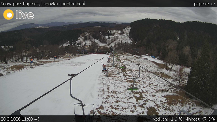 Snow park Paprsek - Lanovka - pohled dolů - 28.3.2026 v 11:00