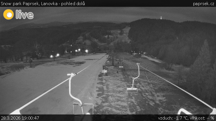 Snow park Paprsek - Lanovka - pohled dolů - 28.3.2026 v 19:00