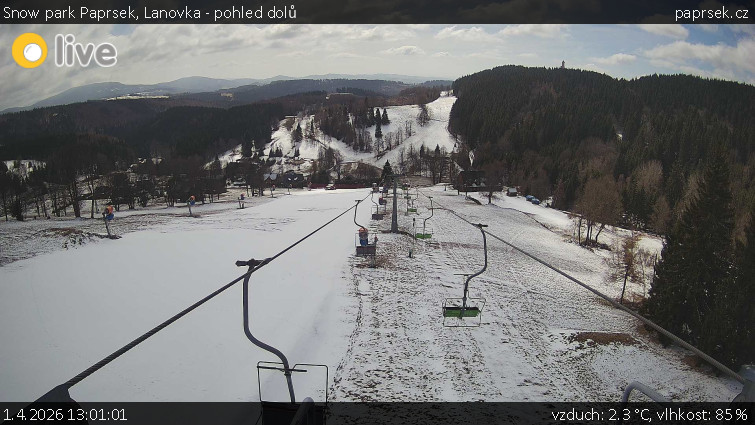Snow park Paprsek - Lanovka - pohled dolů - 1.4.2026 v 13:01