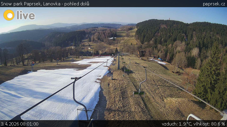 Snow park Paprsek - Lanovka - pohled dolů - 3.4.2026 v 08:01