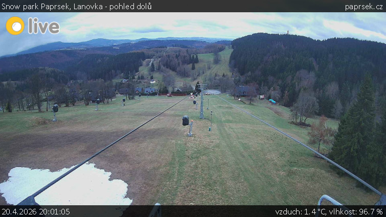Snow park Paprsek - Lanovka - pohled dolů - 20.4.2026 v 20:01