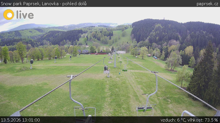 Snow park Paprsek - Lanovka - pohled dolů - 13.5.2026 v 13:01