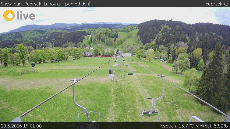 Snow park Paprsek - Lanovka - pohled dolů - 20.5.2026 v 16:01