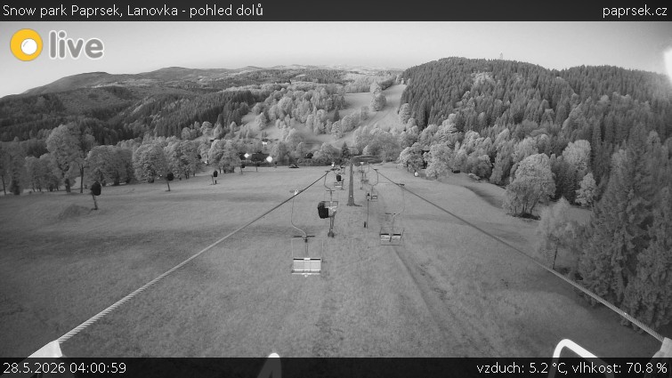 Snow park Paprsek - Lanovka - pohled dolů - 28.5.2026 v 04:00