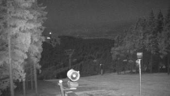 Snímek 7.11.2025 v 23:00