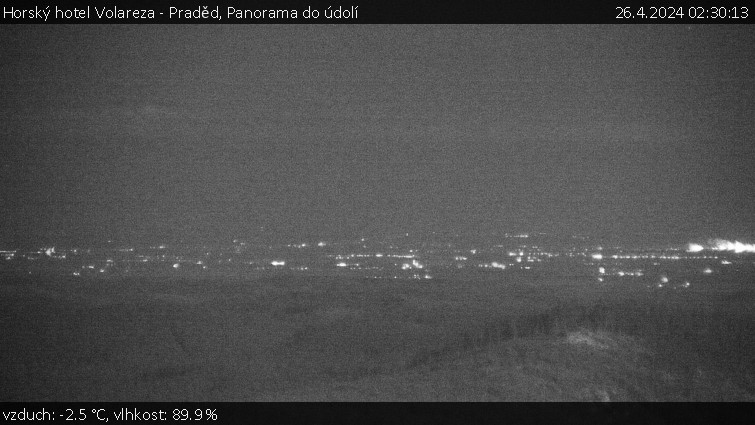 Horský hotel Volareza - Praděd - Panorama do údolí - 26.4.2024 v 02:30