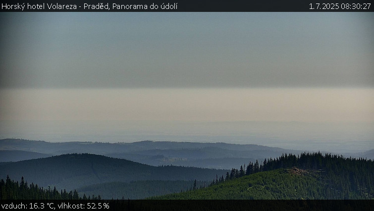 Horský hotel Volareza - Praděd - Panorama do údolí - 1.7.2025 v 08:30 Horský hotel Volareza - Praděd - Panorama do údolí - 1.7.2025 v 08:30