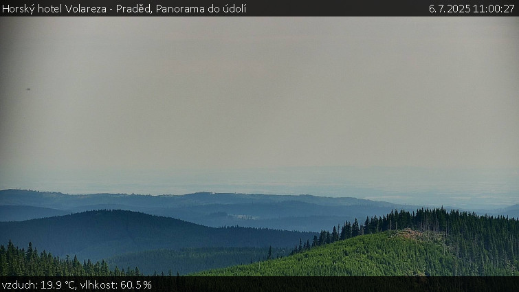 Horský hotel Volareza - Praděd - Panorama do údolí - 6.7.2025 v 11:00 Horský hotel Volareza - Praděd - Panorama do údolí - 6.7.2025 v 11:00