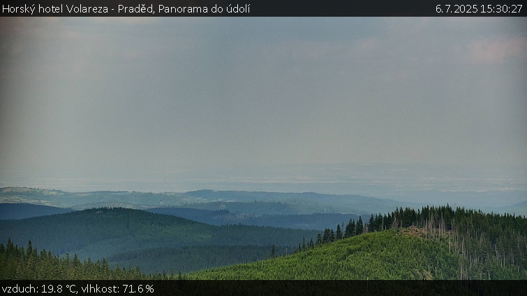 Horský hotel Volareza - Praděd - Panorama do údolí - 6.7.2025 v 15:30 Horský hotel Volareza - Praděd - Panorama do údolí - 6.7.2025 v 15:30