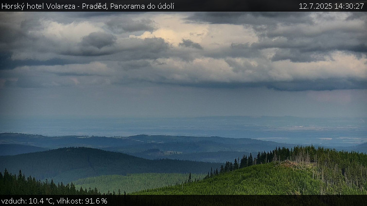Horský hotel Volareza - Praděd - Panorama do údolí - 12.7.2025 v 14:30