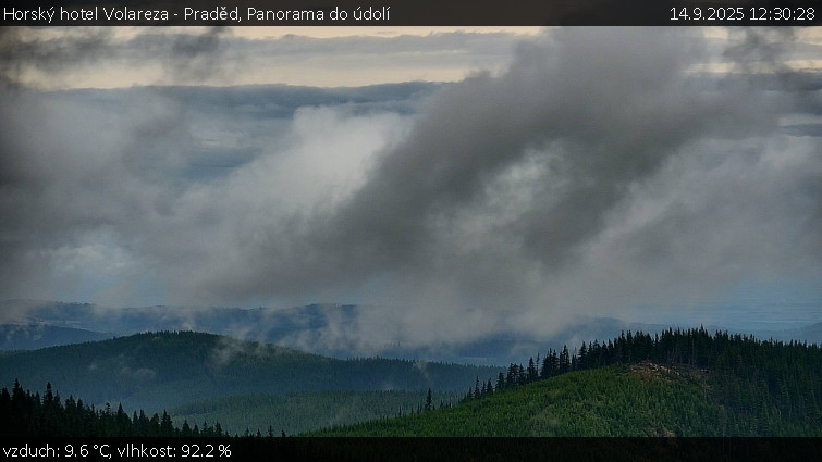 Horský hotel Volareza - Praděd - Panorama do údolí - 14.9.2025 v 12:30