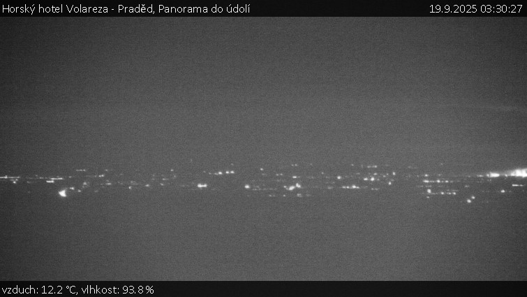 Horský hotel Volareza - Praděd - Panorama do údolí - 19.9.2025 v 03:30