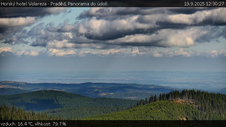 Horský hotel Volareza - Praděd - Panorama do údolí - 19.9.2025 v 12:30