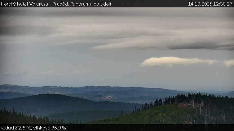 Horský hotel Volareza - Praděd - Panorama do údolí - 14.10.2025 v 12:30 Horský hotel Volareza - Praděd - Panorama do údolí - 14.10.2025 v 12:30