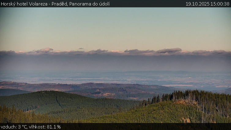 Horský hotel Volareza - Praděd - Panorama do údolí - 19.10.2025 v 15:00 Horský hotel Volareza - Praděd - Panorama do údolí - 19.10.2025 v 15:00