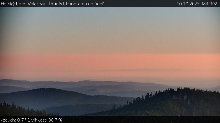 Horský hotel Volareza - Praděd - Panorama do údolí - 20.10.2025 v 08:00 Horský hotel Volareza - Praděd - Panorama do údolí - 20.10.2025 v 08:00